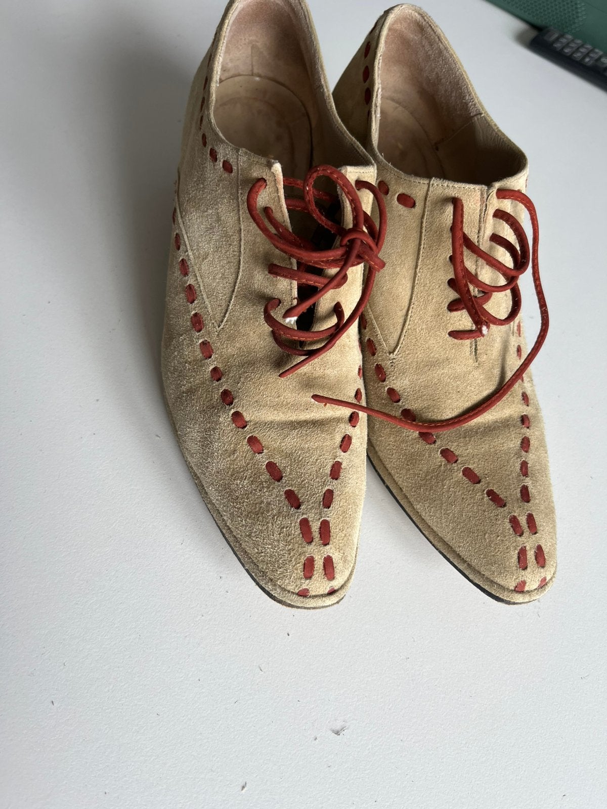 Audley london schoenen 36, Schoenen met lage hakken, Beige, Ophalen of Verzenden, Gedragen