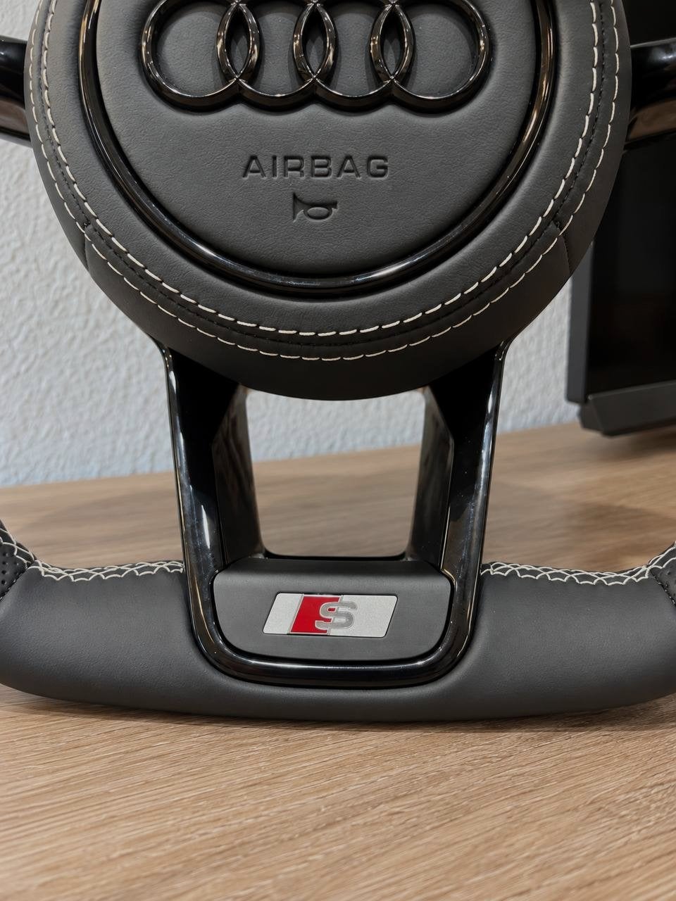 Foto 4 van Audi S line Sportlenkrad Airbag A3 A4 A5 A6 A7 Q5 Q7