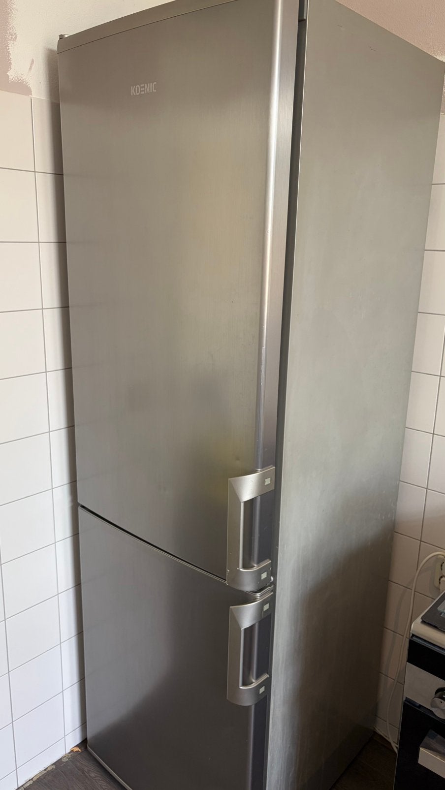 Koenic koelkast/vriezer GRATIS AFHALEN wegens verhuizing, Ophalen, Gebruikt, 200 liter of meer, Met aparte vriezer