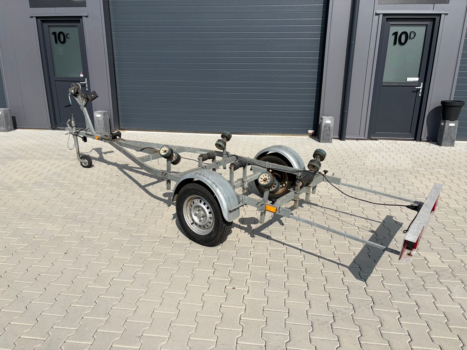 Boottrailer 4,5/5 meter 650kg met kantelfunctie, Watersport en Boten, Boottrailers, Ophalen, Minder dan 1500 kg, Kantelbaar, Minder dan 6 meter