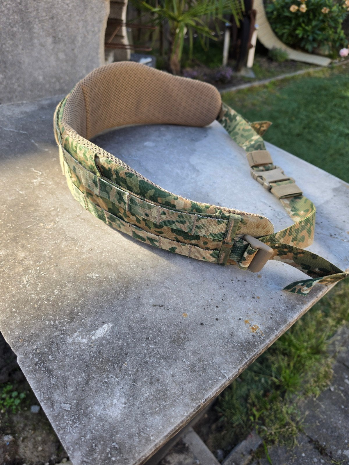 Kl combat belt Voss nfp multitone camo., Verzamelen, Ophalen of Verzenden, Landmacht, Nederland, Kleding of Schoenen