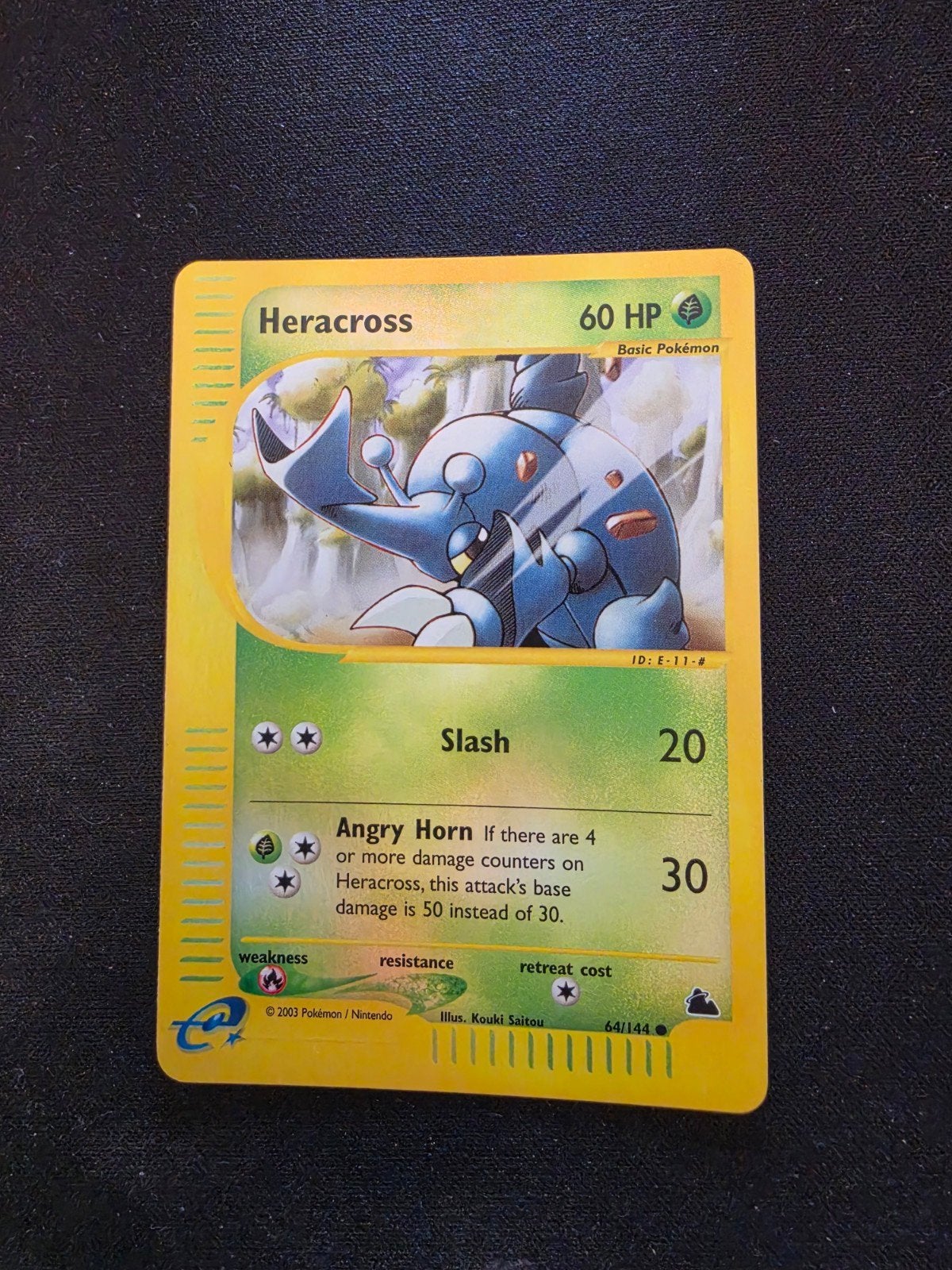 Heracross Skyridge 64/144 reverse holo, Hobby en Vrije tijd, Verzamelkaartspellen | Pokémon, Ophalen of Verzenden, Losse kaart