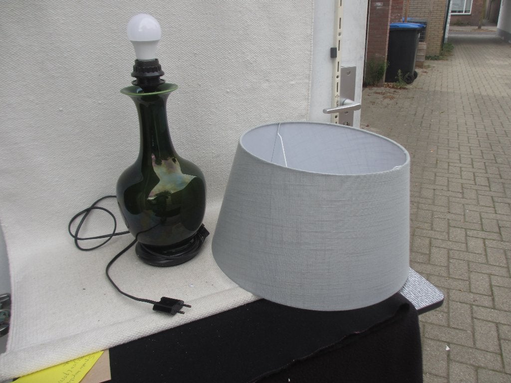 Vintage groene keramieken tafellamp jaren 60/70, Gebruikt, Met schakelaar, Schemerlamp, Steen/keramiek