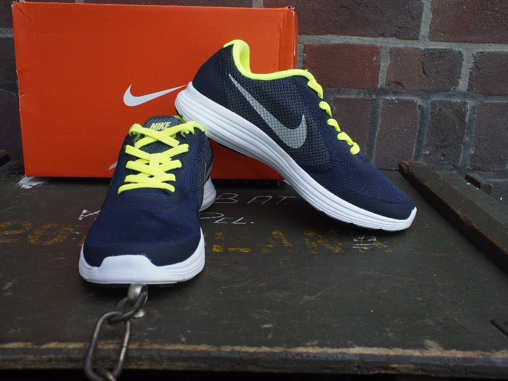Nike Revolution 3 (GS) Sportschoenen maat 37,5, Nieuw, Ophalen of Verzenden, Nike, Jongen of Meisje