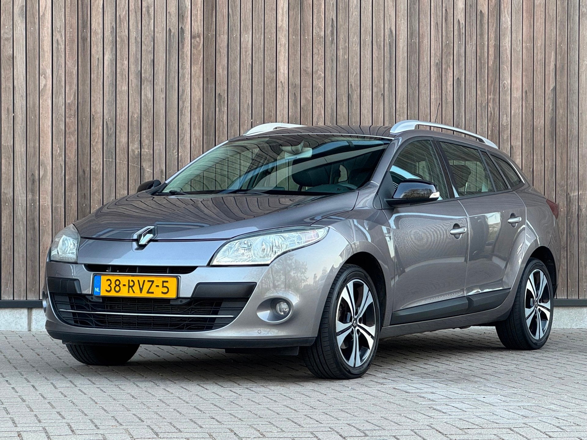 Renault Mégane Estate 1.4 TCe Bose, Voorwielaandrijving, Euro 5, Gebruikt, Zwart