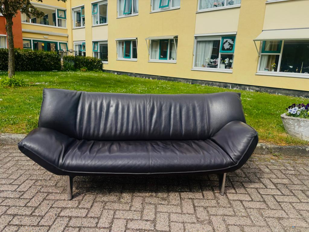 Leolux Tango designbank donker leer, 2-zits, aluminium poten, Ophalen, Gebruikt, Tweepersoons, Leer