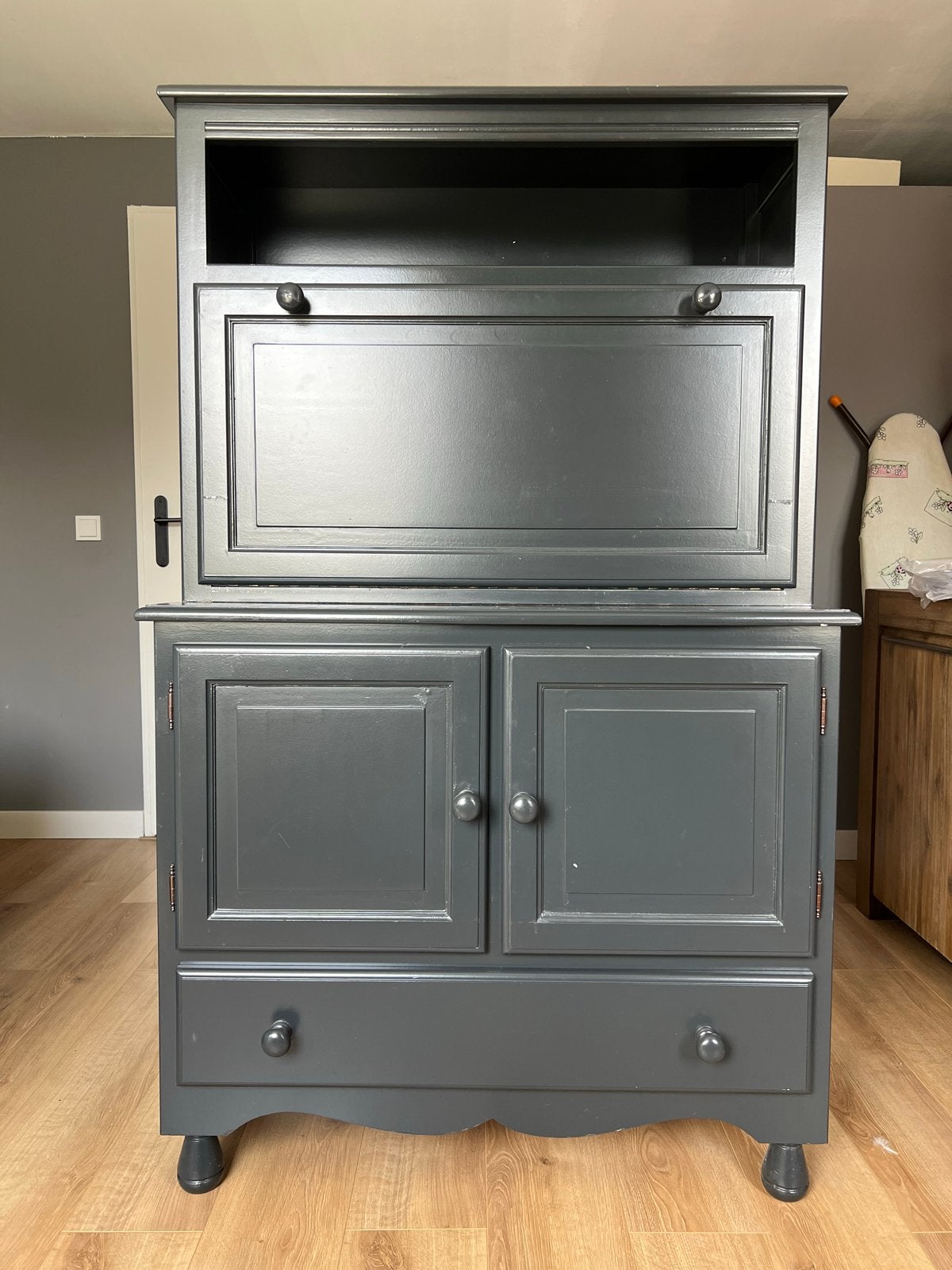 Donkerblauwe commode, Ophalen, Gebruikt, 105 cm of meer, 100 cm of meer