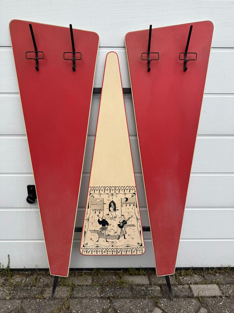 Vintage Italiaanse kapstok jaren '50 - Romeo & Julia, Wandkapstok, Kunststof, Gebruikt, 100 tot 150 cm