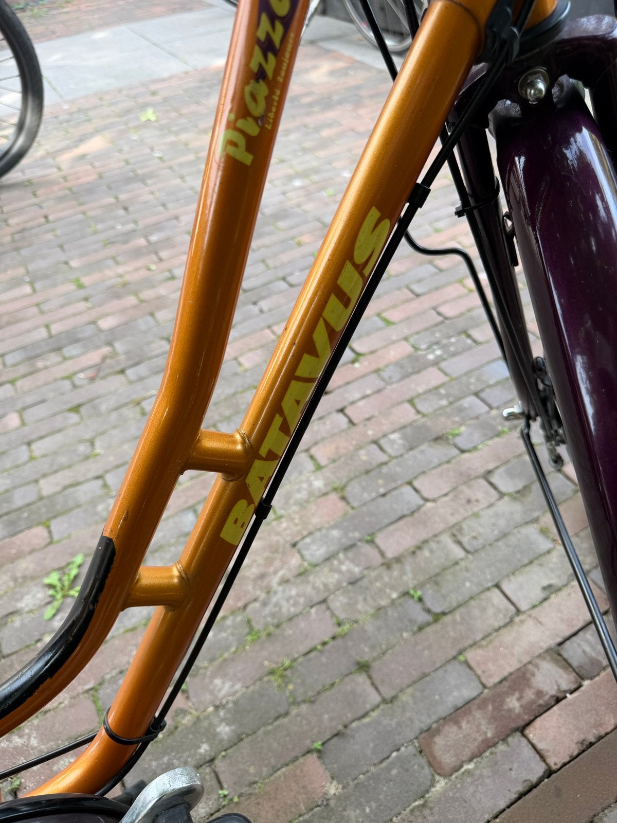 Foto 8 van Batavus Piazza damesfiets met mand en bagagedrager