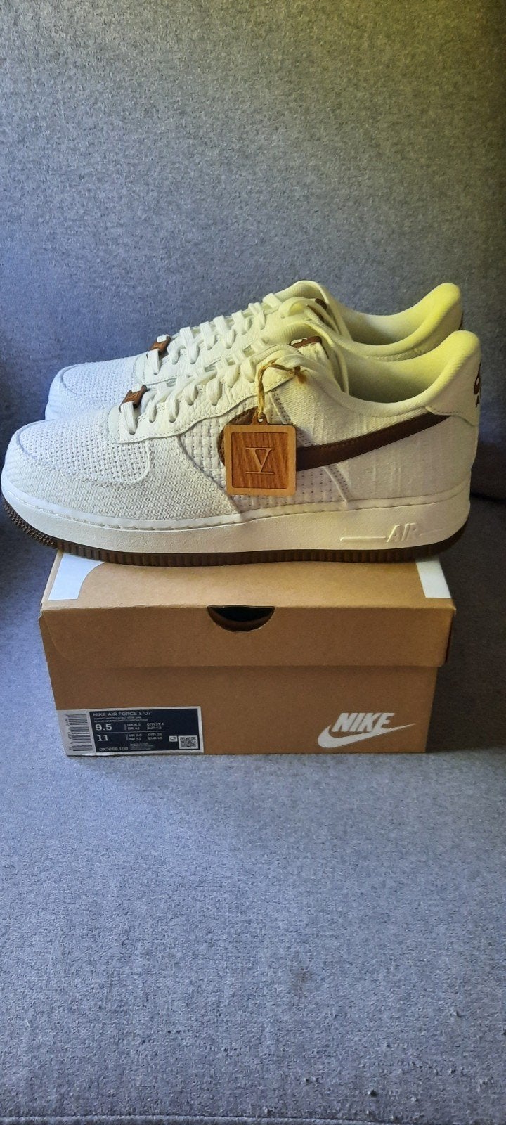 Nike Air Force 1 SNKRS Day 5th Anniversary Maat 43, Wit, Nike, Nieuw, Ophalen of Verzenden