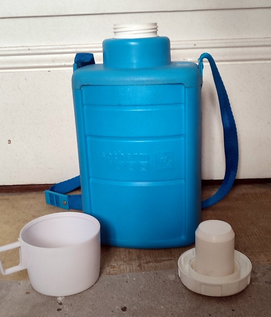 Blauwe isoleerfles 1 liter met bekers, Ophalen