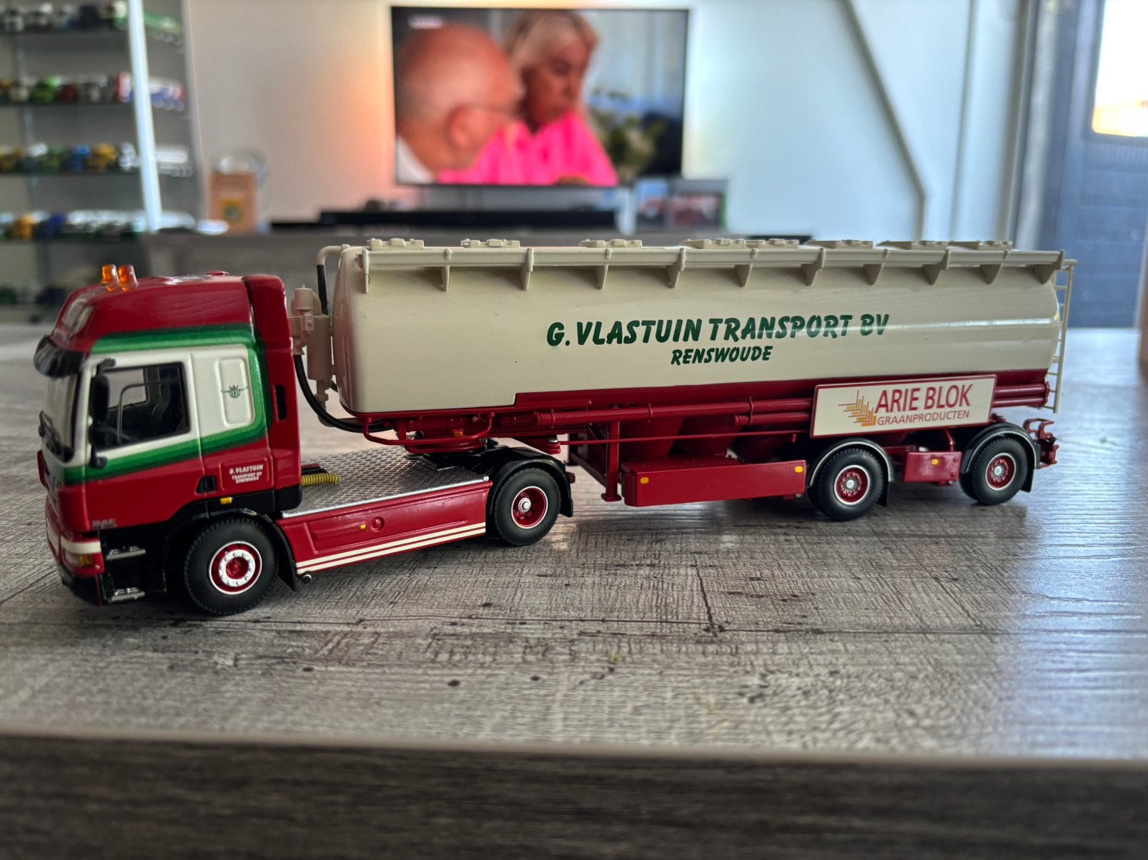 DAF CF 85 SPACE CAB MET WELGRO BULKTRAILER ARIE BLOK, Ophalen of Verzenden, Zo goed als nieuw, Bus of Vrachtwagen, Wsi
