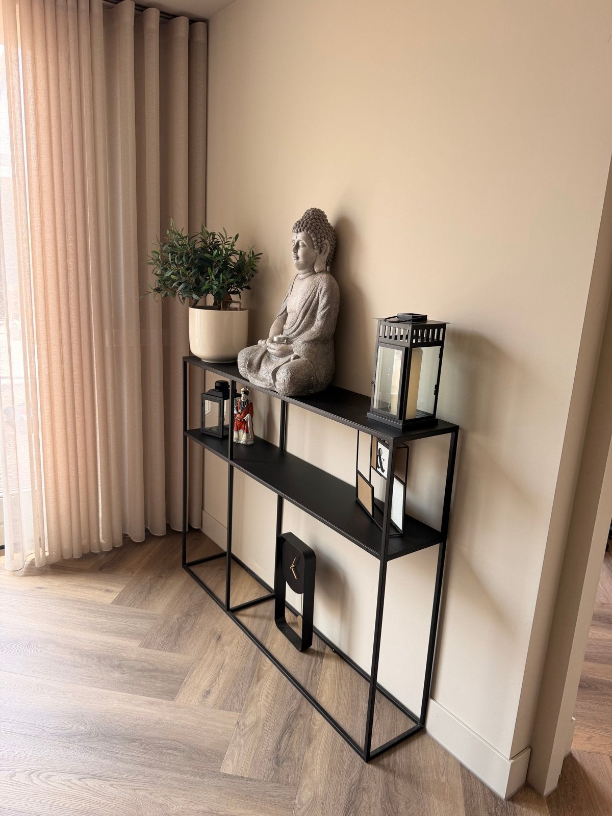 Zwarte metalen sidetable/console tafel met 2 planken, Ophalen, Zo goed als nieuw
