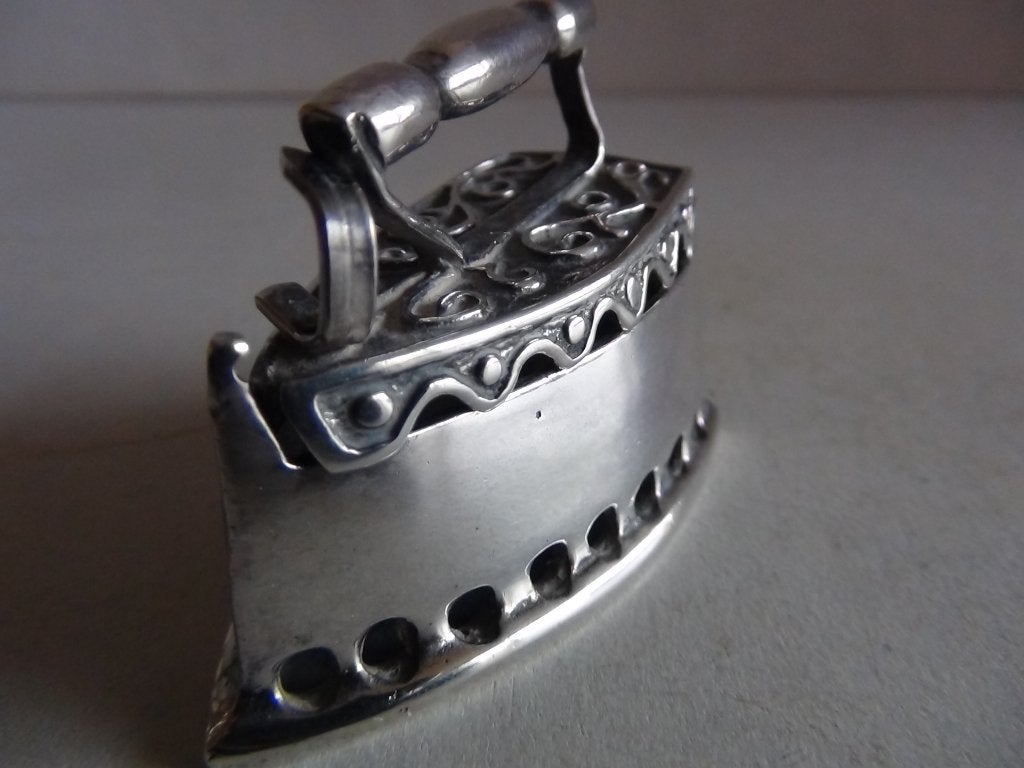 Miniatuur zilver FF10 groot strijkijzer zilveren miniaturen, Verzenden, Zilver