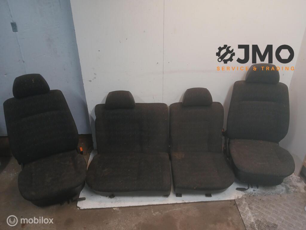 Bekleding set stof VW Golf III / VW Vento  1991-1997 GRATIS, Auto-onderdelen, Interieur en Bekleding, Gebruikt, Volkswagen, Ophalen of Verzenden