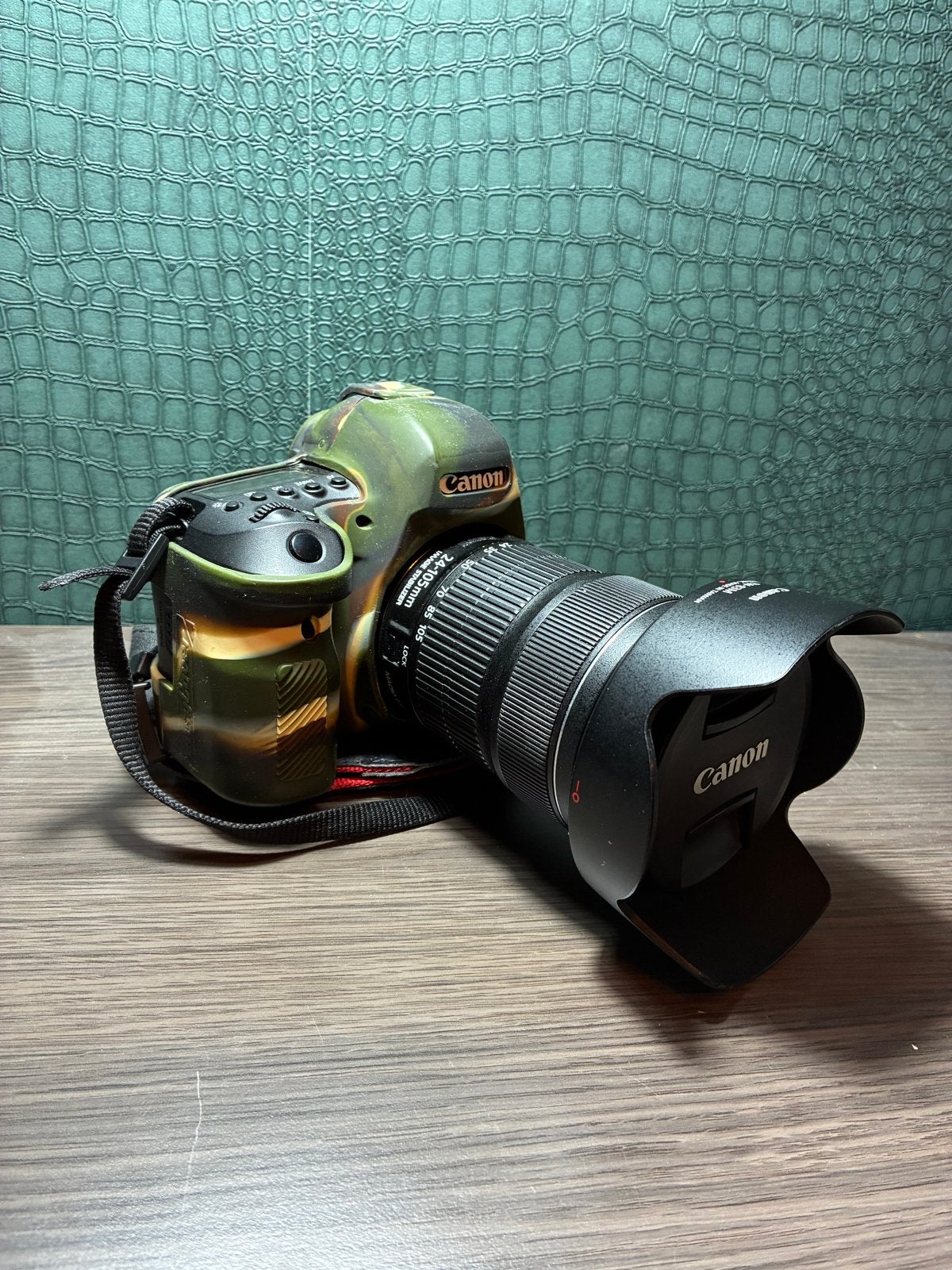 Canon EOS 6D Mark II Full-Frame DSLR Camera, Audio, Tv en Foto, Fotocamera's Digitaal, Ophalen, Spiegelreflex, Canon, Zo goed als nieuw