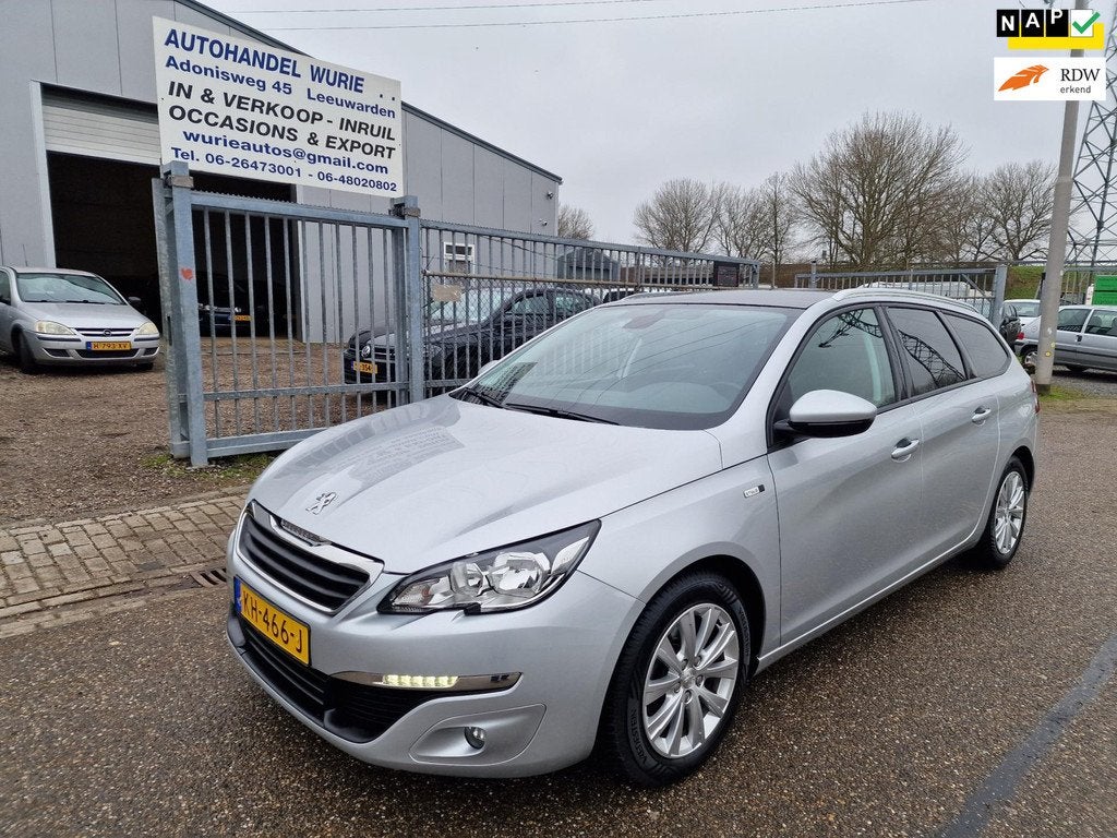 Peugeot 308 SW 1.2 PureTech Style/Automaat/Gereviseerde Moto, Gebruikt, 1199 cc, 635 kg, Origineel Nederlands