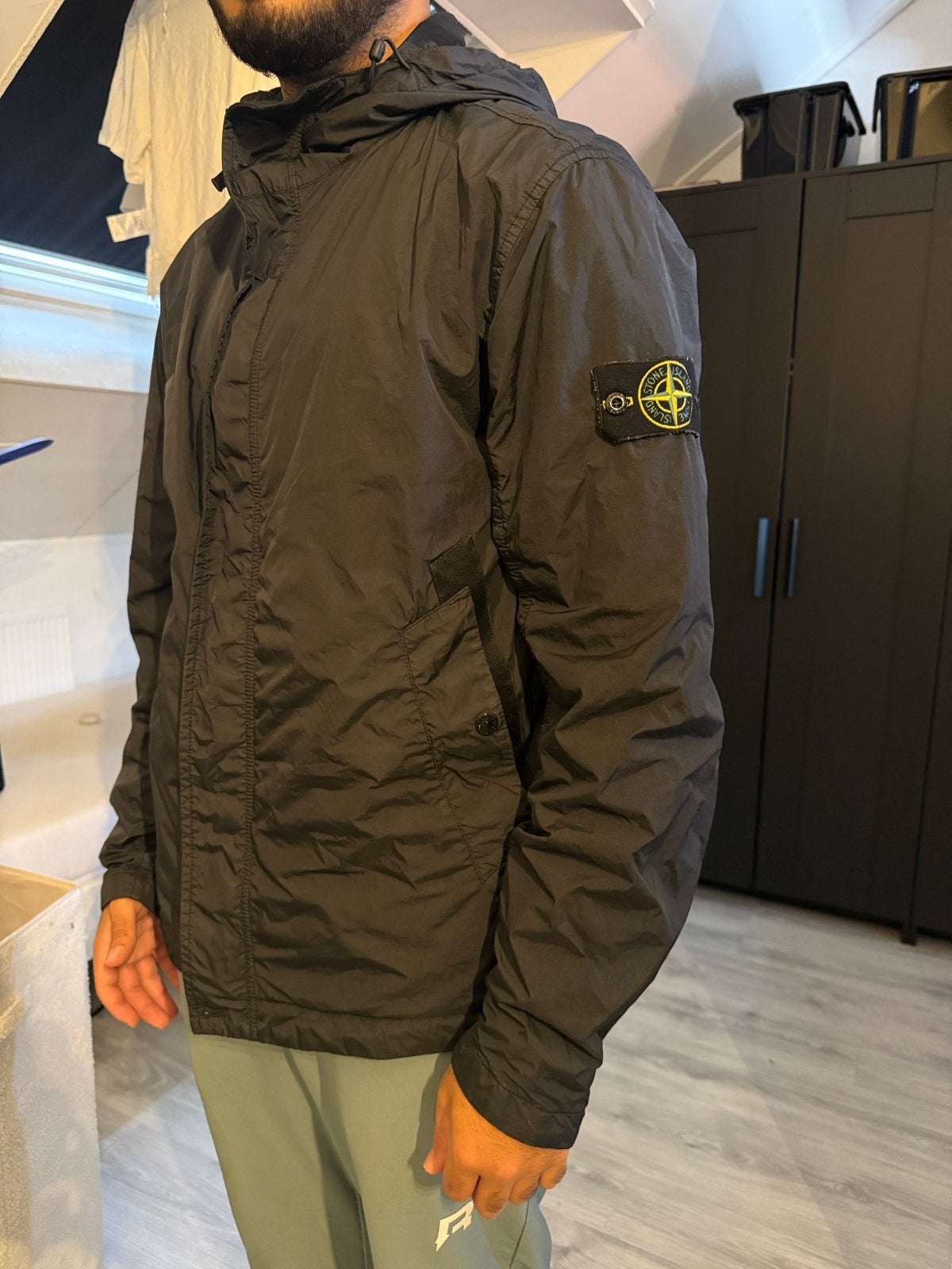 Stone Island Zwarte Jas L - Zo goed als nieuw, Ophalen, Zo goed als nieuw, Maat 52/54 (L), Zwart