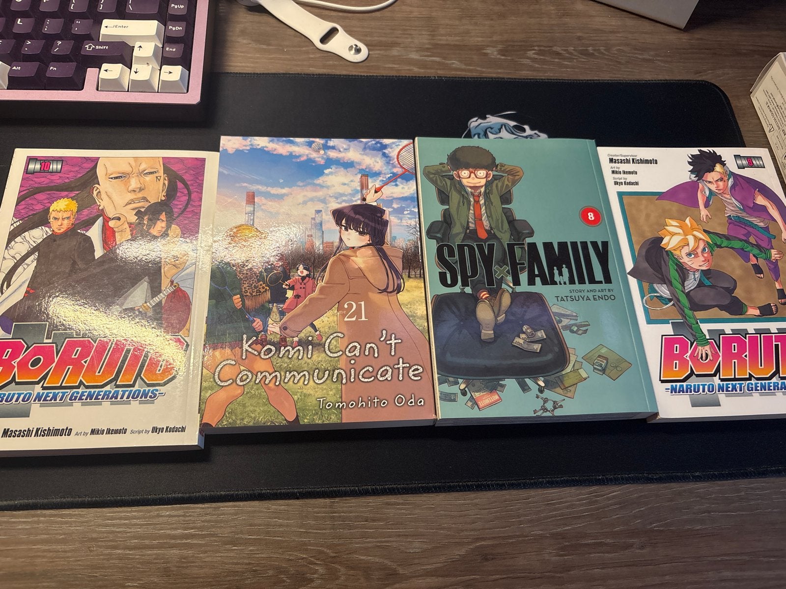 Manga bundel: Boruto, Komi Can't Communicate, Spy x Family, Meerdere stripboeken, Ophalen of Verzenden, Zo goed als nieuw