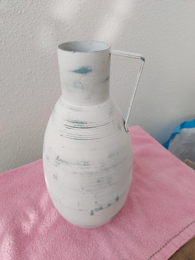 Vaas steel off-white met jade groene details 30cm nieuw, Overige materialen, Overige kleuren, Nieuw, Ophalen of Verzenden