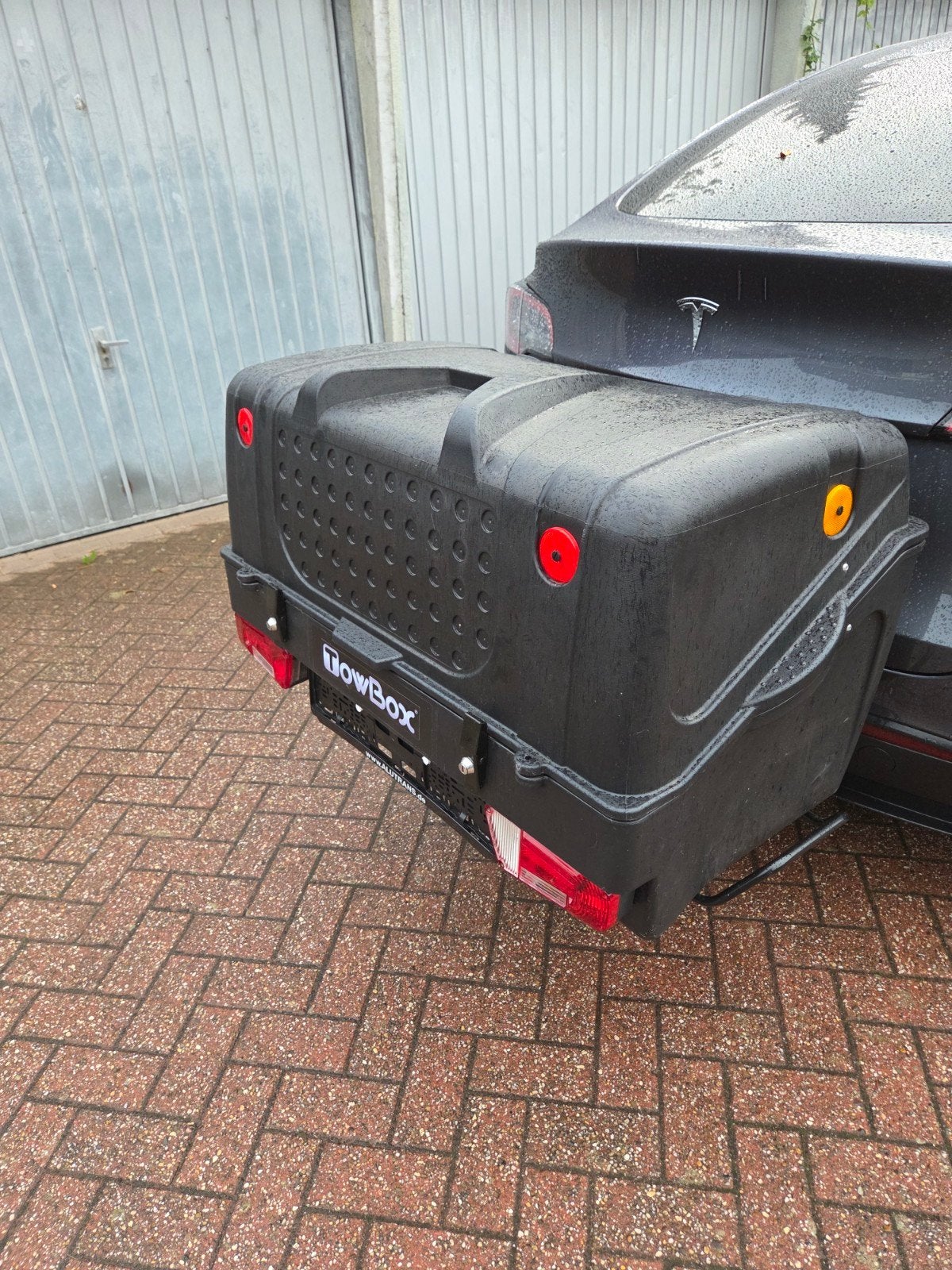 TowBox V1 Black Edition trekhaakkoffer 280L kantelbaar, Ophalen, Gebruikt