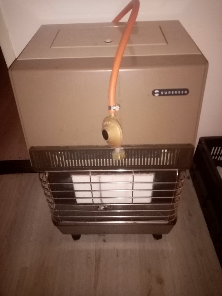 Gas kachel op gas ( Zonder fles), Ophalen, Draaibaar, Gebruikt, Vloer
