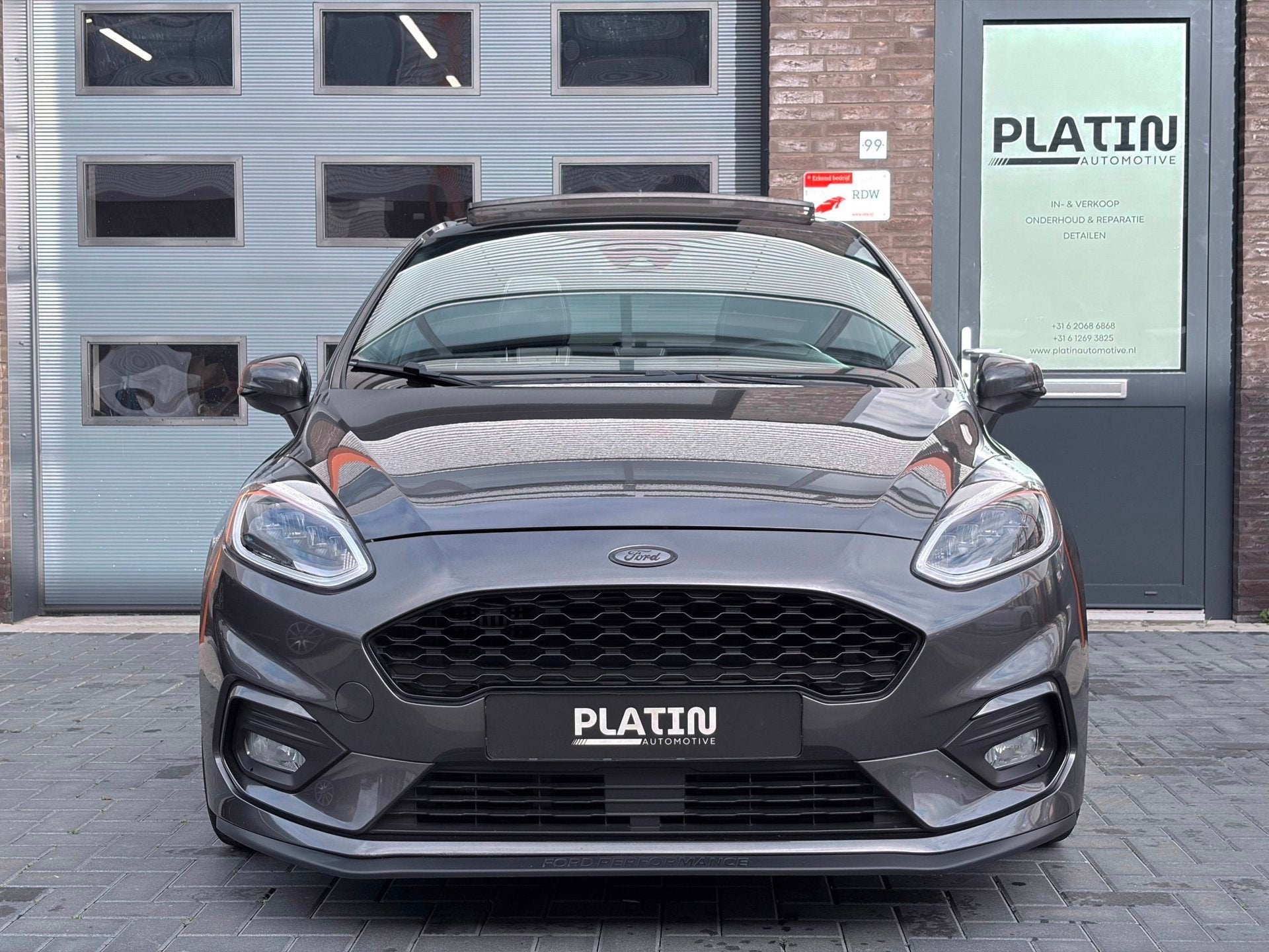Ford Fiesta 1.0 EcoBoost ST-Line 140pk|ST-Ombouw|Pano|Dealer, Auto's, Voorwielaandrijving, Dealer onderhouden, Stof, Gebruikt