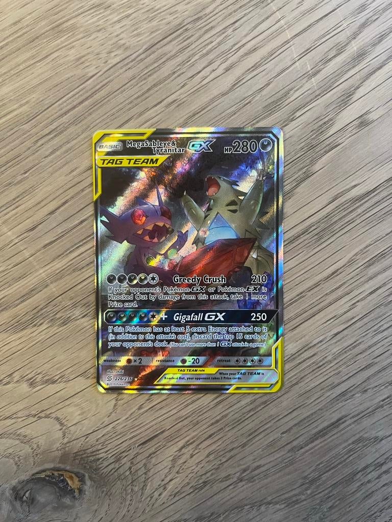 Sableye & Tyranitar GX 226/236 Pokemon Kaart, Ophalen of Verzenden, Zo goed als nieuw, Losse kaart, Foil