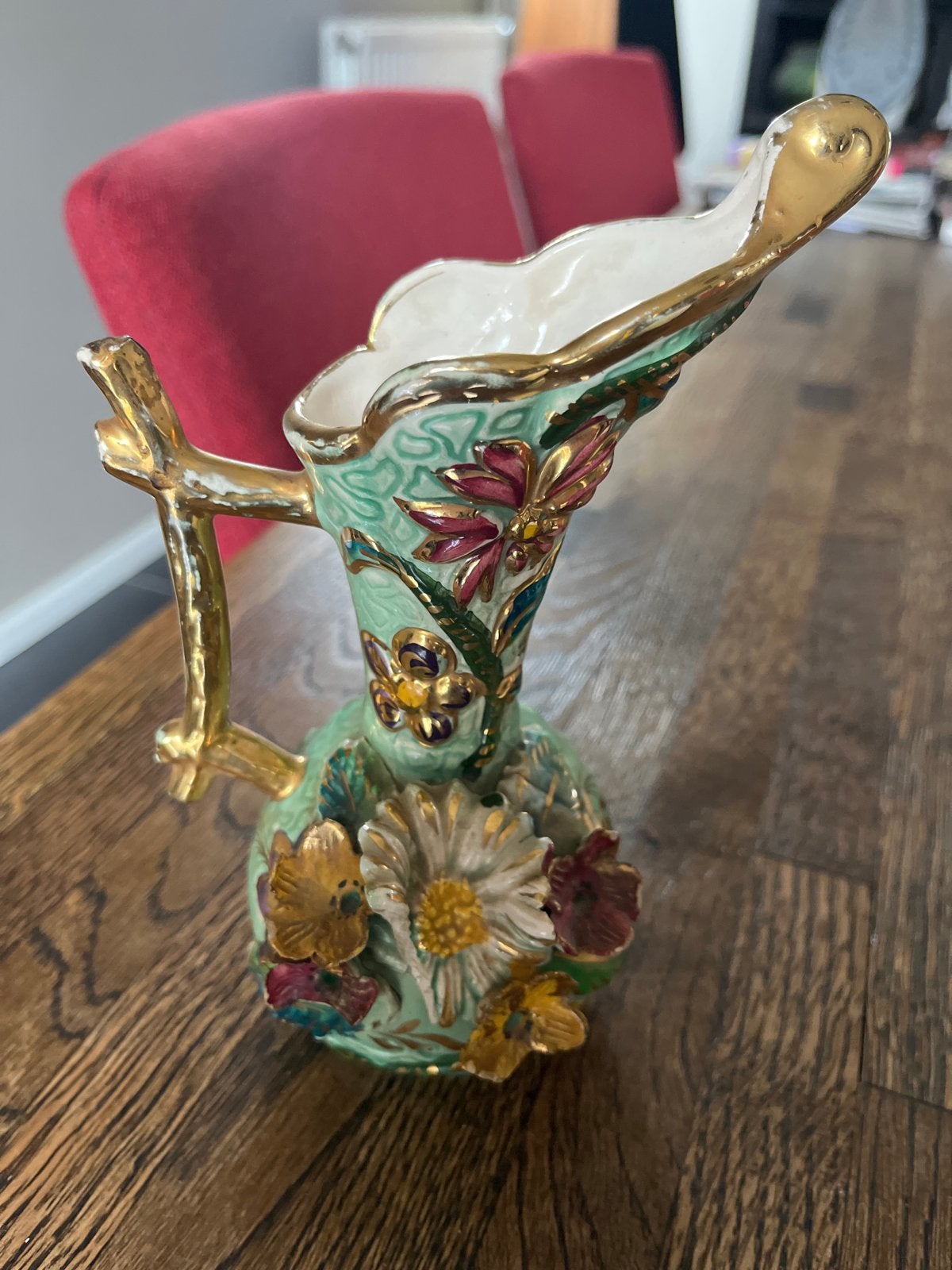 Antieke H. Bequet Quaregnon vaas met bloemdecoratie, Ophalen of Verzenden