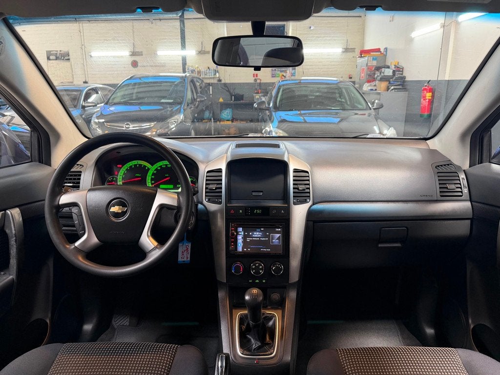 Chevrolet Captiva 2.4i Class AIRCO|TREKHAAK|PDC|BLUETOOTH|, Auto's, Chevrolet, 1660 kg, Gebruikt, Zwart, 4 cilinders