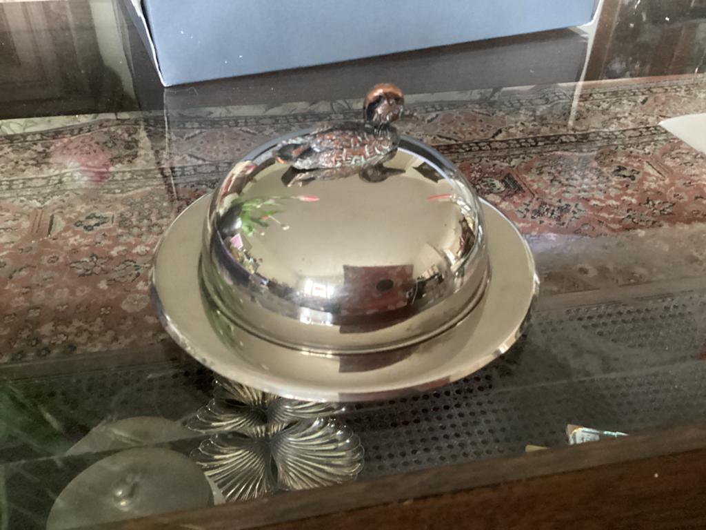 Botervloot eend .. verzilverd  eend brons, Ophalen of Verzenden