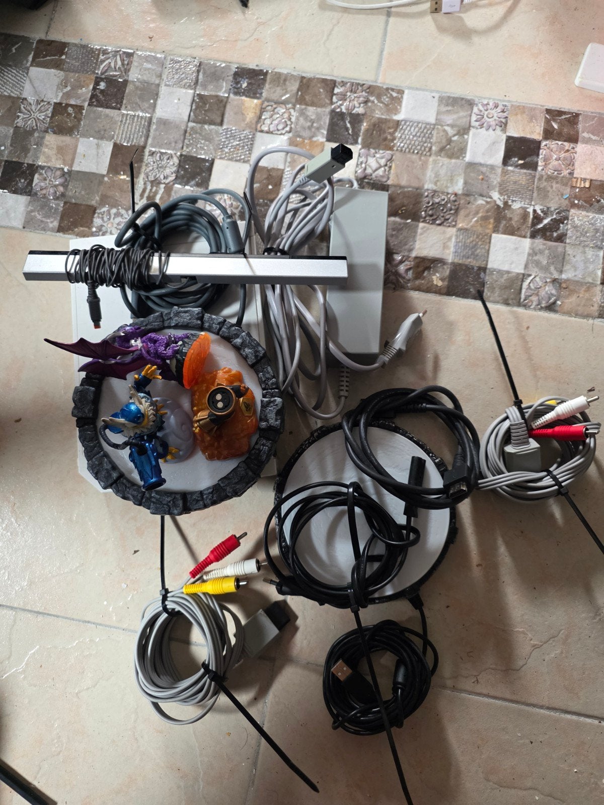 Wii console met Skylanders Portal en accessoires, Ophalen of Verzenden, Gebruikt, Zonder controller, Met games