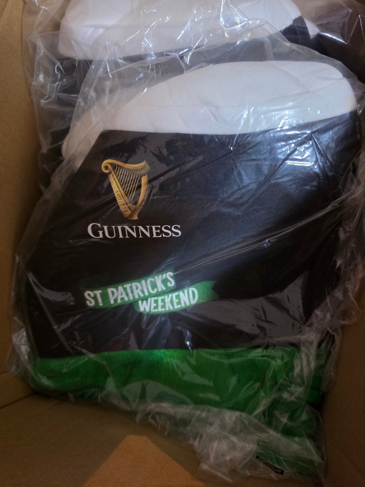 Guinness St. Patrick's Weekend Feestmutsen (nieuw), Hobby en Vrije tijd, Ophalen of Verzenden, Zo goed als nieuw, Feestartikel