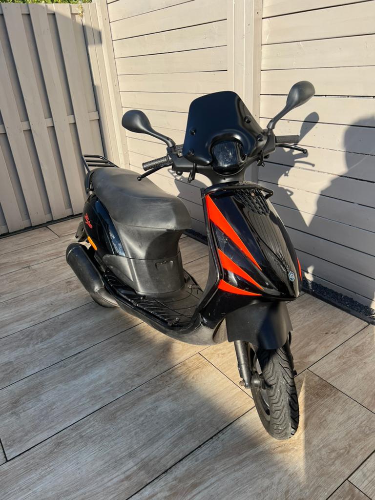 Zip 125 op brom, Ophalen of Verzenden, Zo goed als nieuw, Tweetakt, Zip