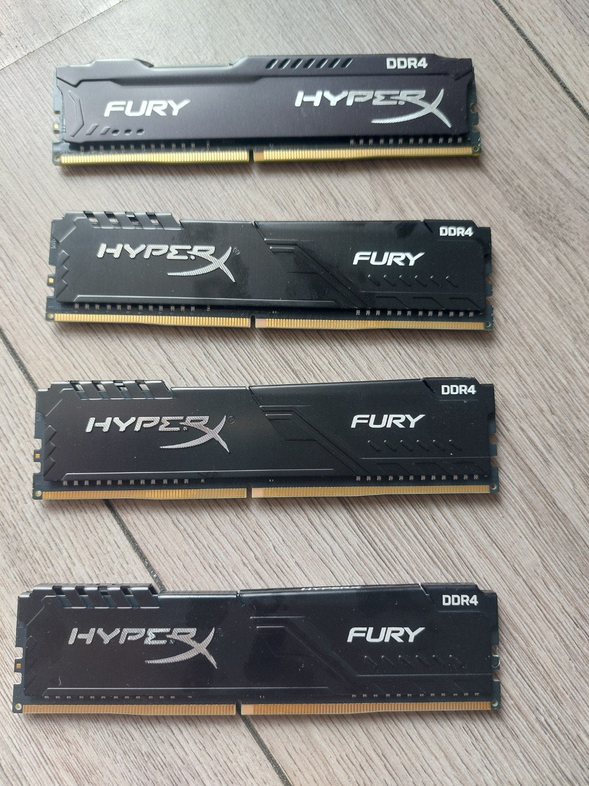 HyperX FURY DDR4 RAM Geheugenmodules (4x), Computers en Software, RAM geheugen, Gebruikt, Server, 8 GB, DDR4, Ophalen of Verzenden