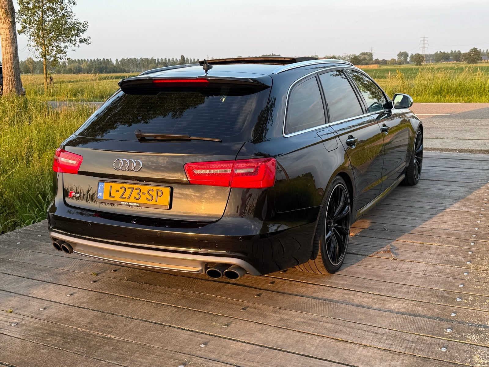 Foto 7 van Audi S6 420pk Quattro S Tronic 2012 Zwart