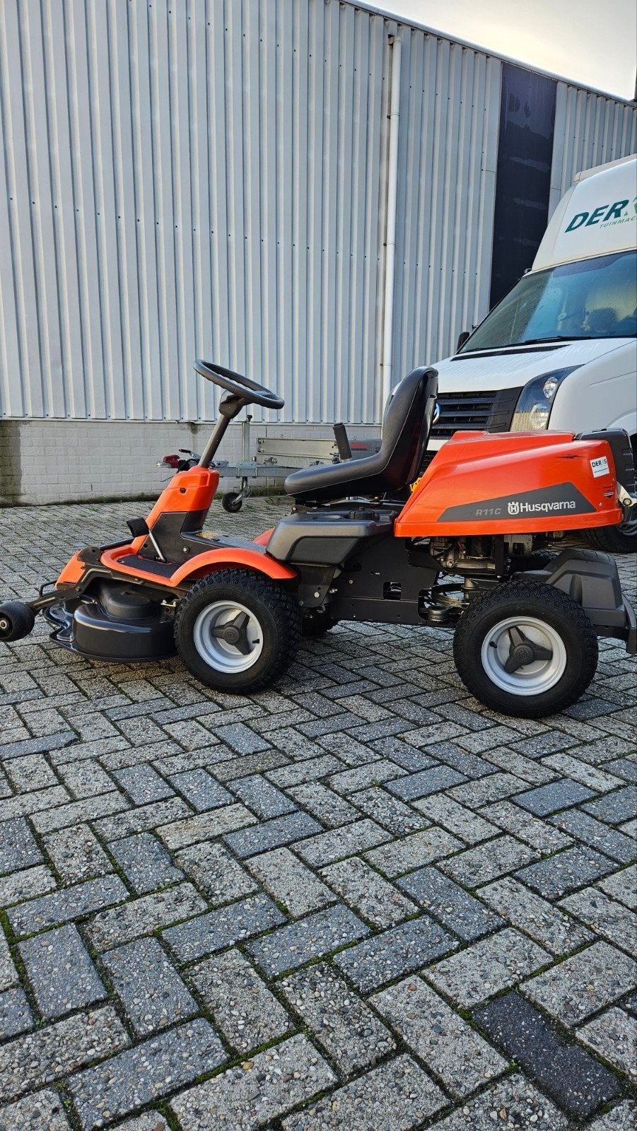 Husqvarna Rider R11C Zitmaaier - Krachtig en Wendbaar, Gebruikt, Ophalen of Verzenden, Opvangbak, Husqvarna Group