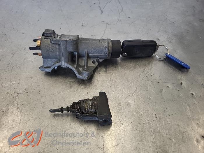 Kontaktslot + Sleutel van een Volkswagen Transporter, Gebruikt, -, Volkswagen, -