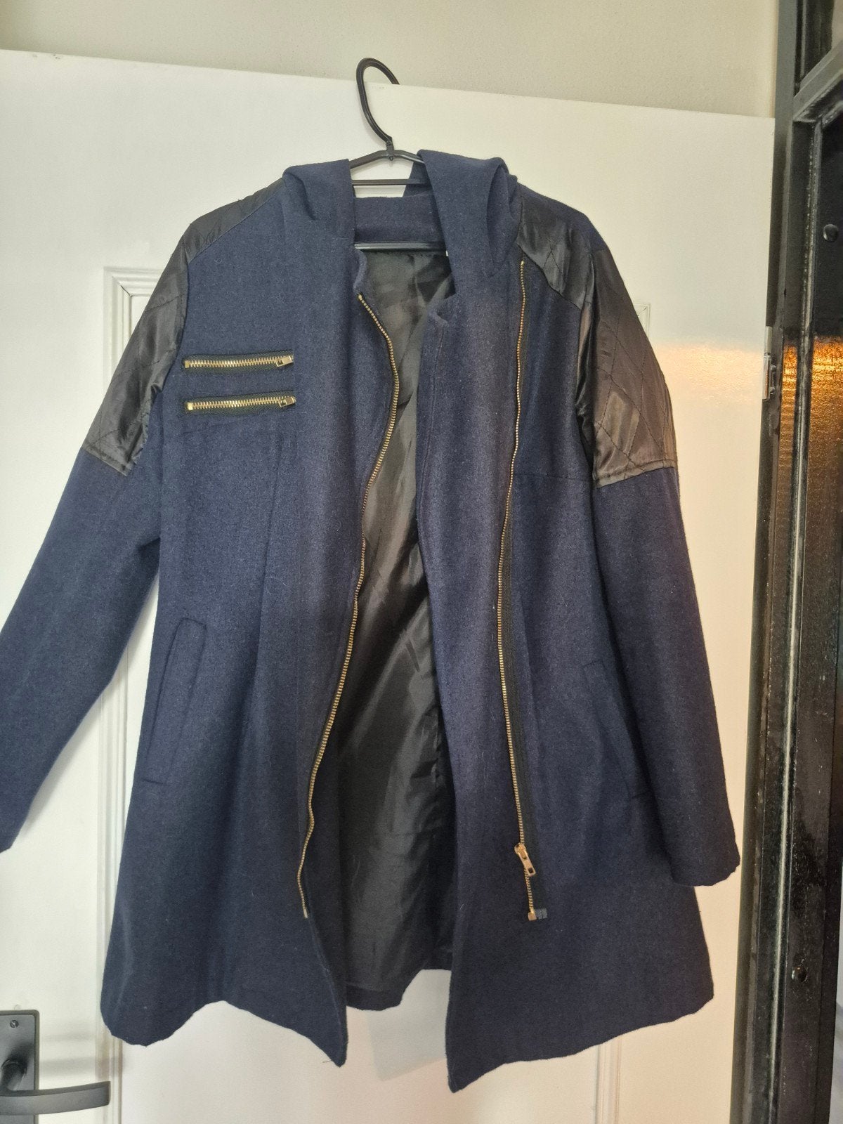 Mooie donkerblauwe jas - Maat S, Kleding | Dames, Blauw, Ophalen of Verzenden, Maat 36 (S), Onbekend