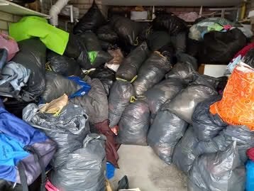 Gemixte kleding  MOET WEG VADAAG 20 euro voor 10 zakken, Ophalen of Verzenden