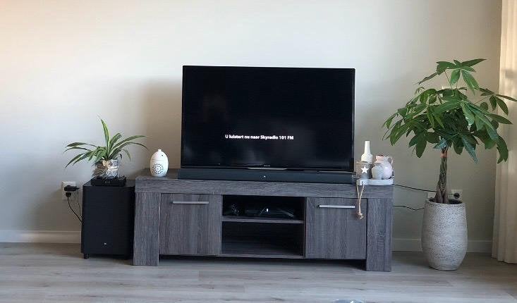Set van vitrinekast, eettafel en tv-meubel, Ophalen, Gebruikt, 6 tot 8 stoelen