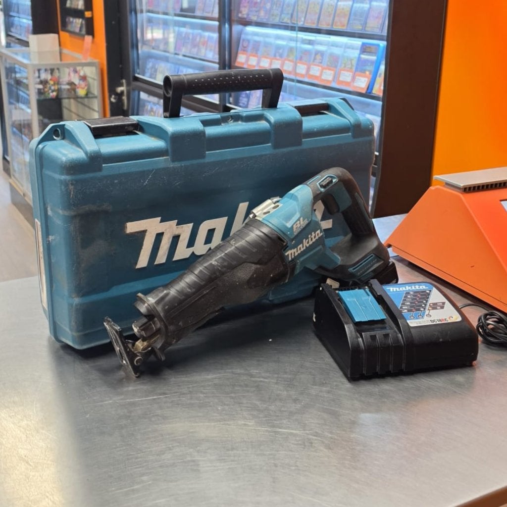 Makita DJR187 Reciprozaag + 1 accu en oplader, Doe-het-zelf en Verbouw, Gereedschap | Zaagmachines, Makita, Zo goed als nieuw