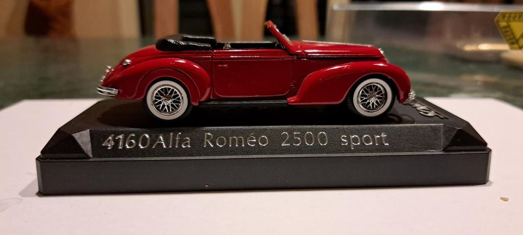 Alfa romeo 2500 sport 1:43, Ophalen of Verzenden, Auto, Solido