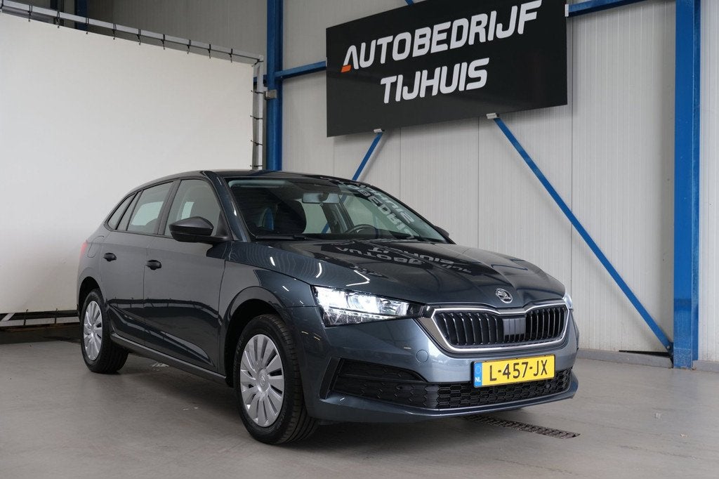 Skoda Scala 1.0 TSI Active - N.A.P. Airco, Cruise, PDC., Auto's, Scala, Gebruikt, Euro 6, 95 pk