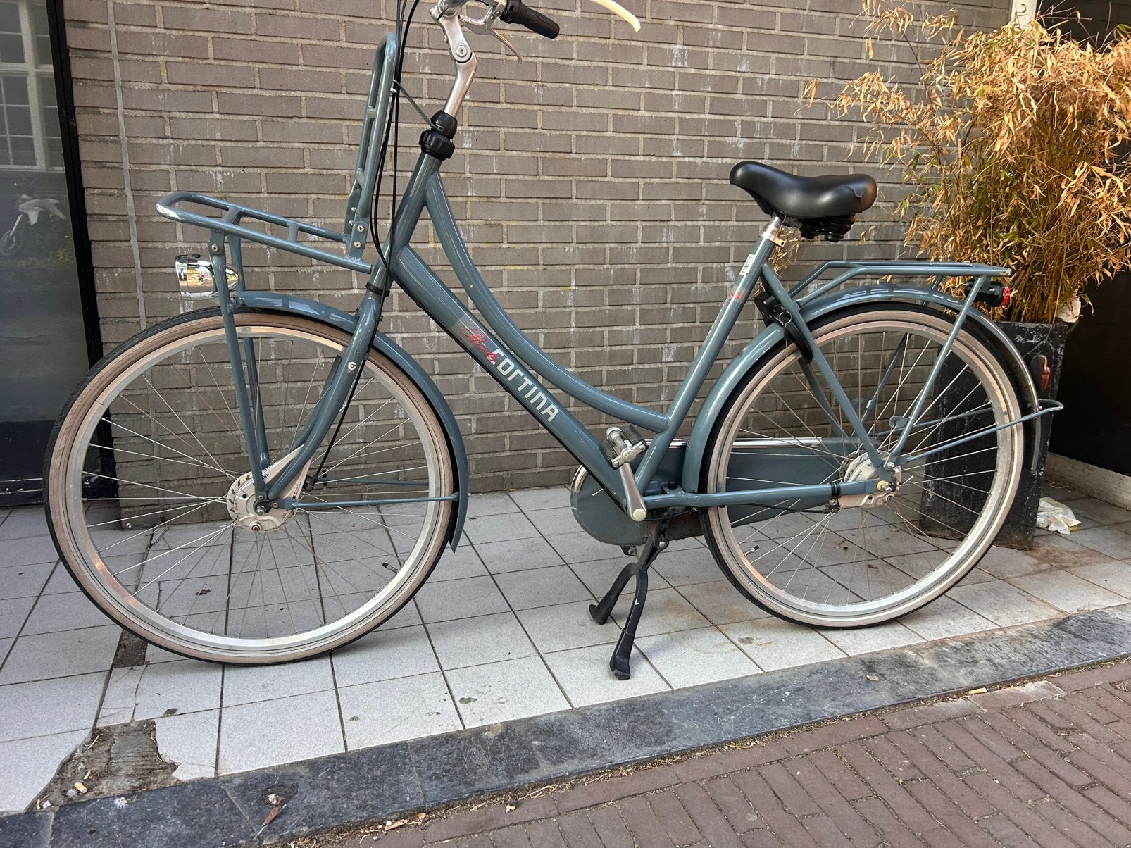 Cortina U4 roots damesfiets transportfiets ladies bike, Fietsen en Brommers, Fietsen | Dames | Damesfietsen, 53 tot 56 cm, Versnellingen