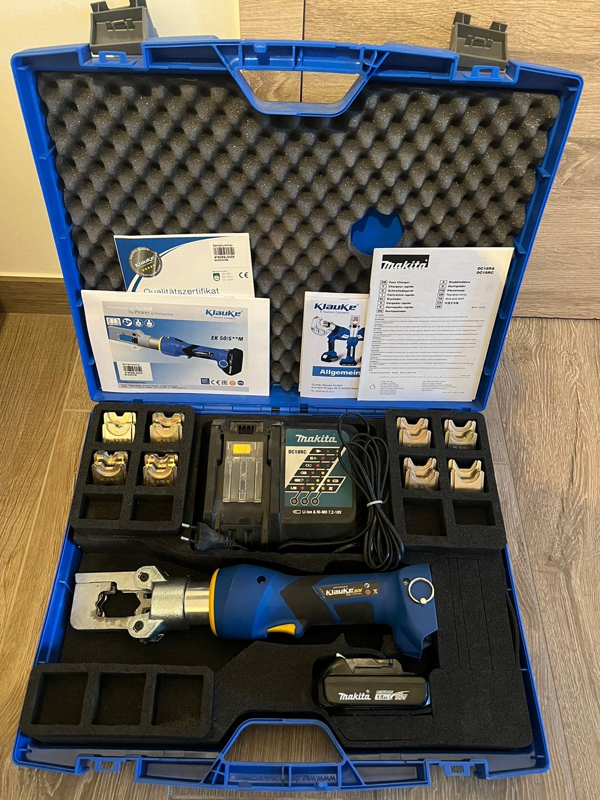 Klauke EK 50/5CFM Kabelschoen Perstang / Persmachine ZGAN, Ophalen of Verzenden, Zo goed als nieuw