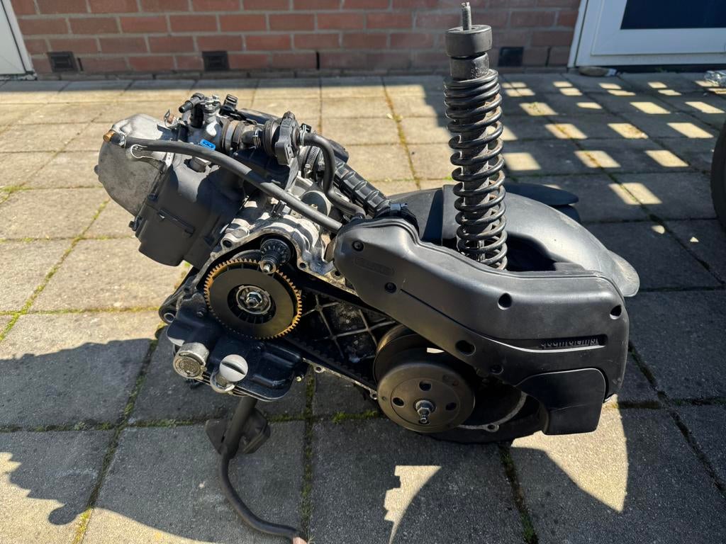 Zip IGET 2019 motor BLOK met nummers, Fietsen en Brommers, Scooters | Piaggio, Gebruikt, Zip, Maximaal 45 km/u, Benzine, Ophalen
