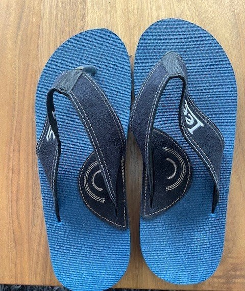 teenslippers Lee, Ophalen of Verzenden, Nieuw, Blauw
