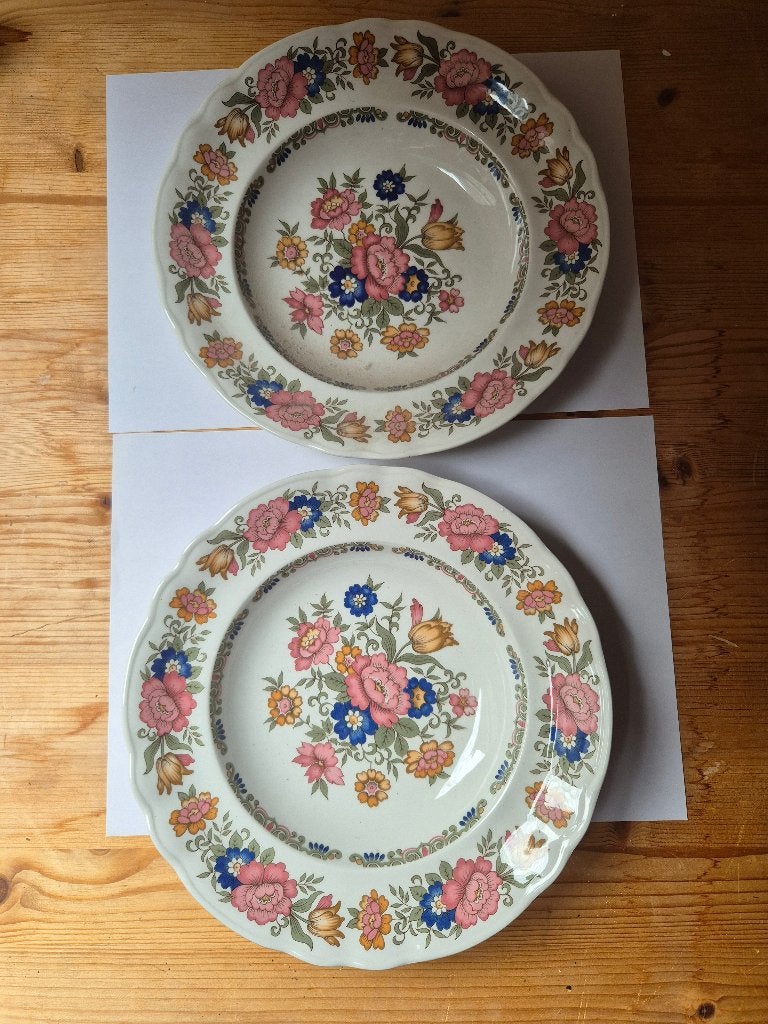 2 mooie vintage Pontesa 'China-moda' diepe borden, Antiek en Kunst, Ophalen of Verzenden