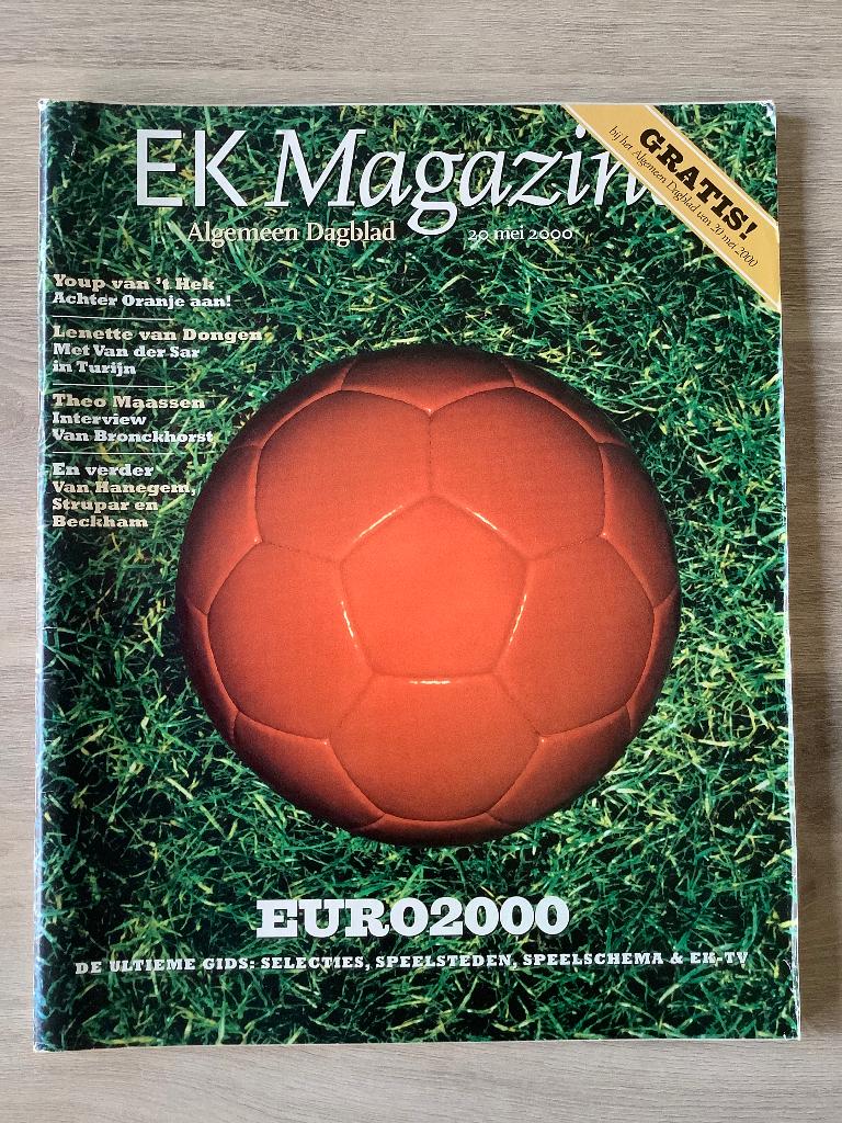 Algemeen Dagblad - Euro 2000 magazine, Ophalen of Verzenden, Zo goed als nieuw, Buitenlandse clubs, Boek of Tijdschrift
